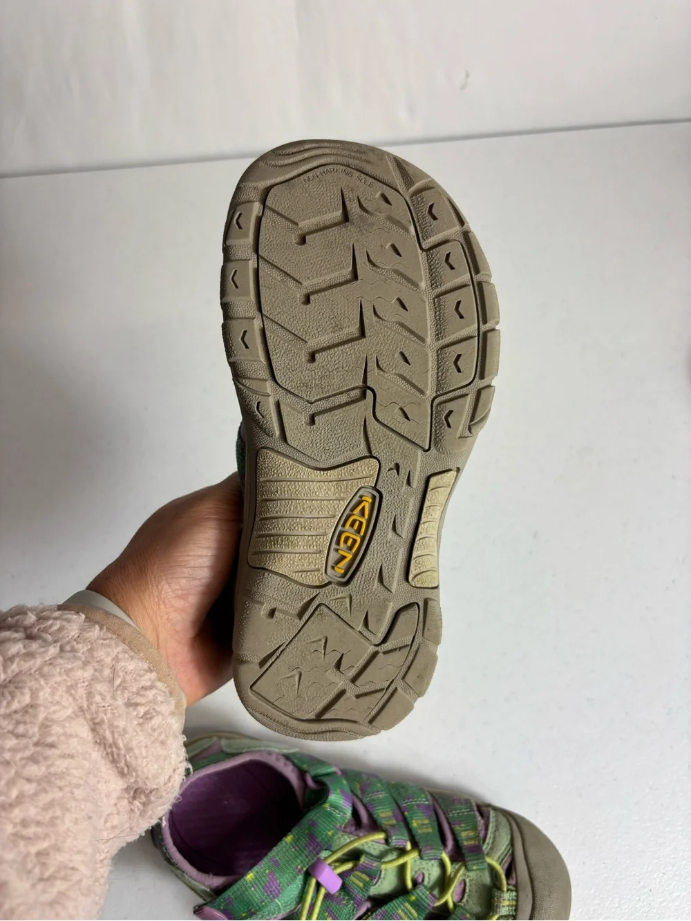 Keen Newport H2 Waterproof Hiking Sandals Purple and Green Youth Size 2